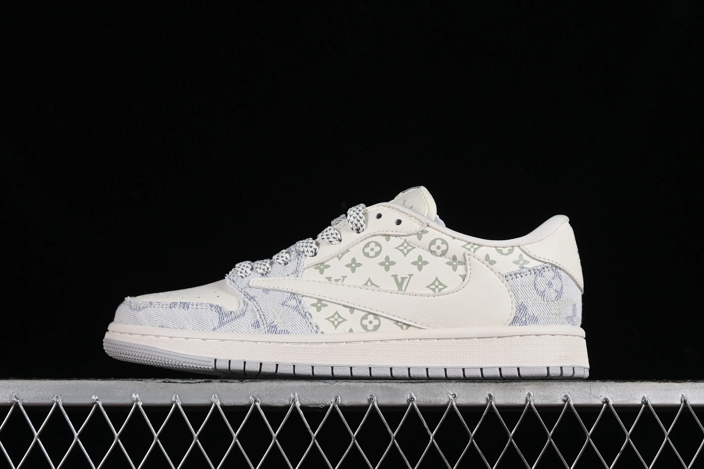 All categories Air Jordan Jordan series basketball shoes Air Jordan 1 Low High-end customized low-top sneakers Travis Scott x Fragment Design x Jordan Air Jordan 1 Low OG SP AJ1 Joe 1 LV washed blue denim low-top cultural casual sneakers SJ2068-007
